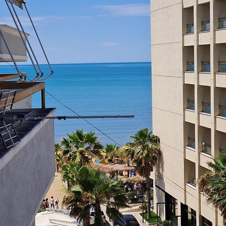 Sara-El Seaside Apartment Дуррес Екстер'єр фото